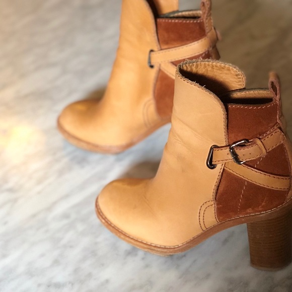 Acne Cypress Con Ankle Boots - Picture 8 of 12